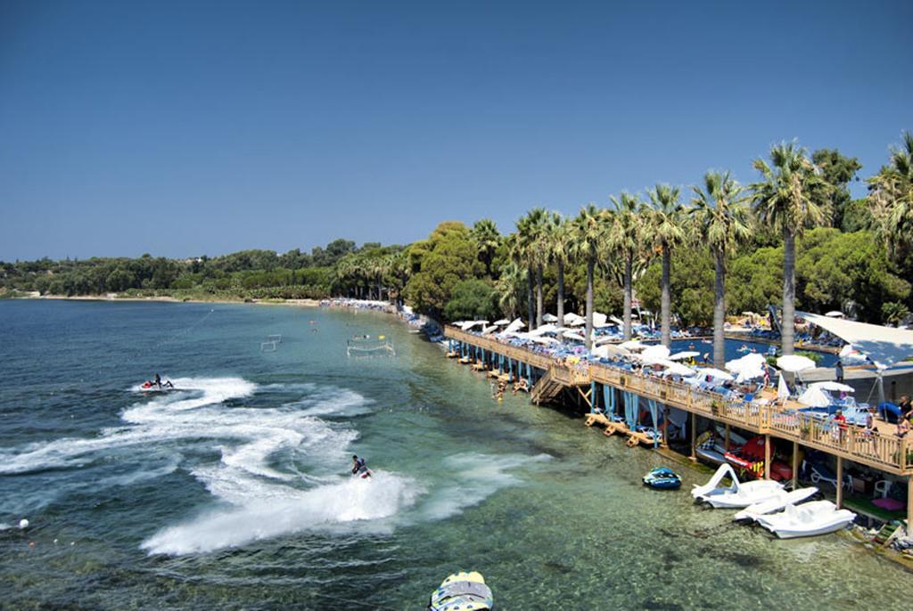 Omer Holiday Resort 쿠사다시 외부 사진