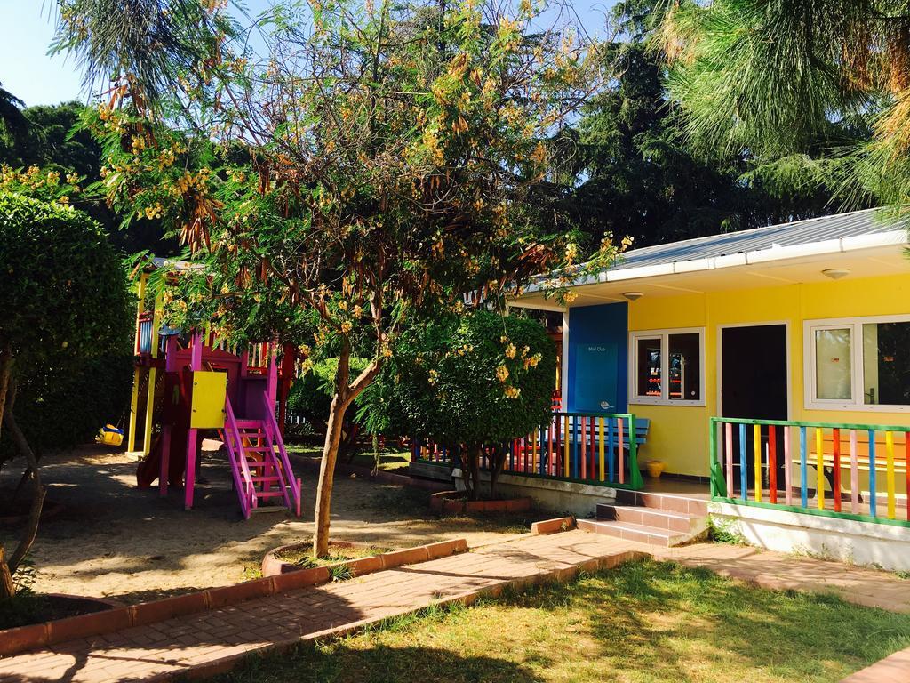 Omer Holiday Resort 쿠사다시 외부 사진