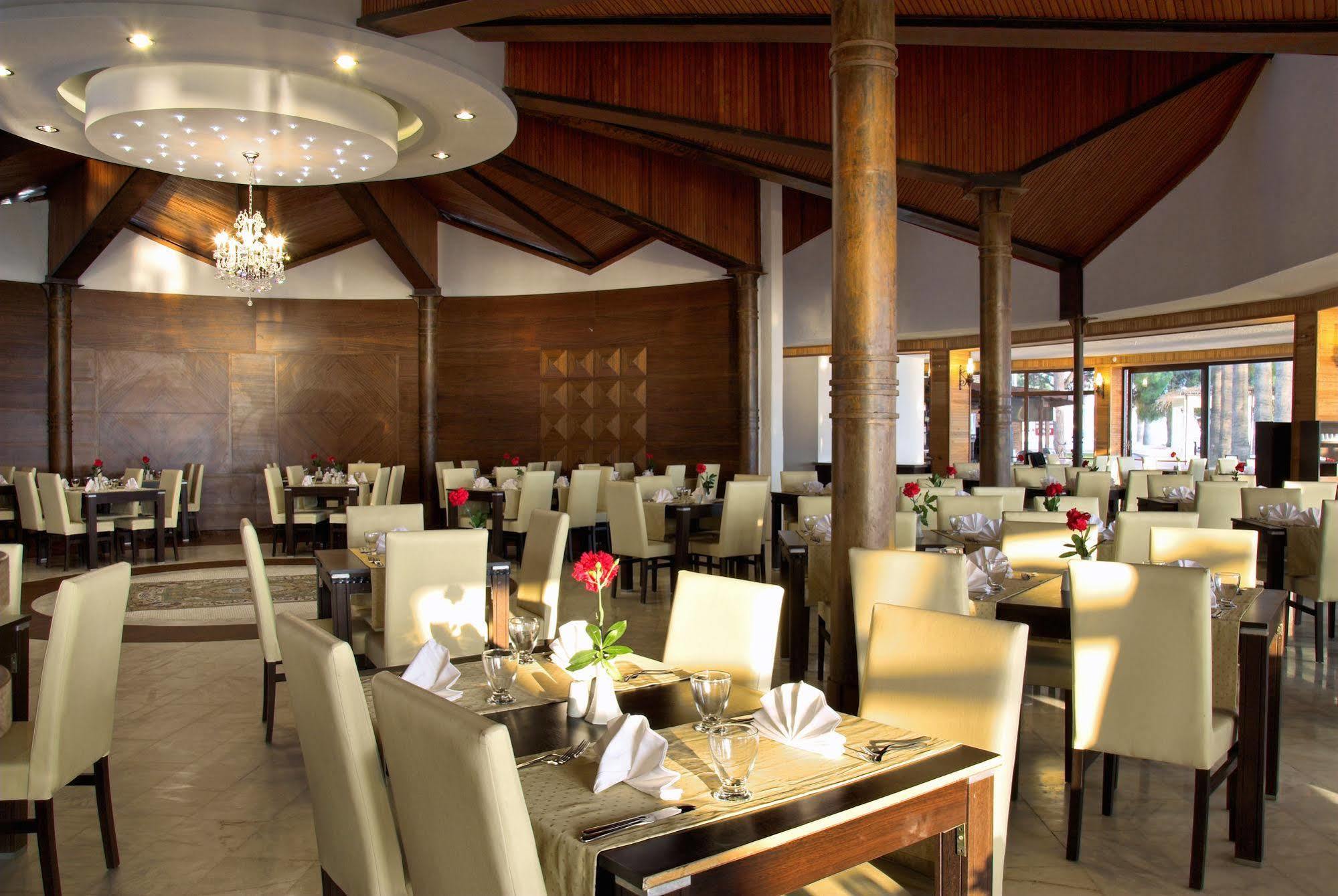 Omer Holiday Resort 쿠사다시 외부 사진