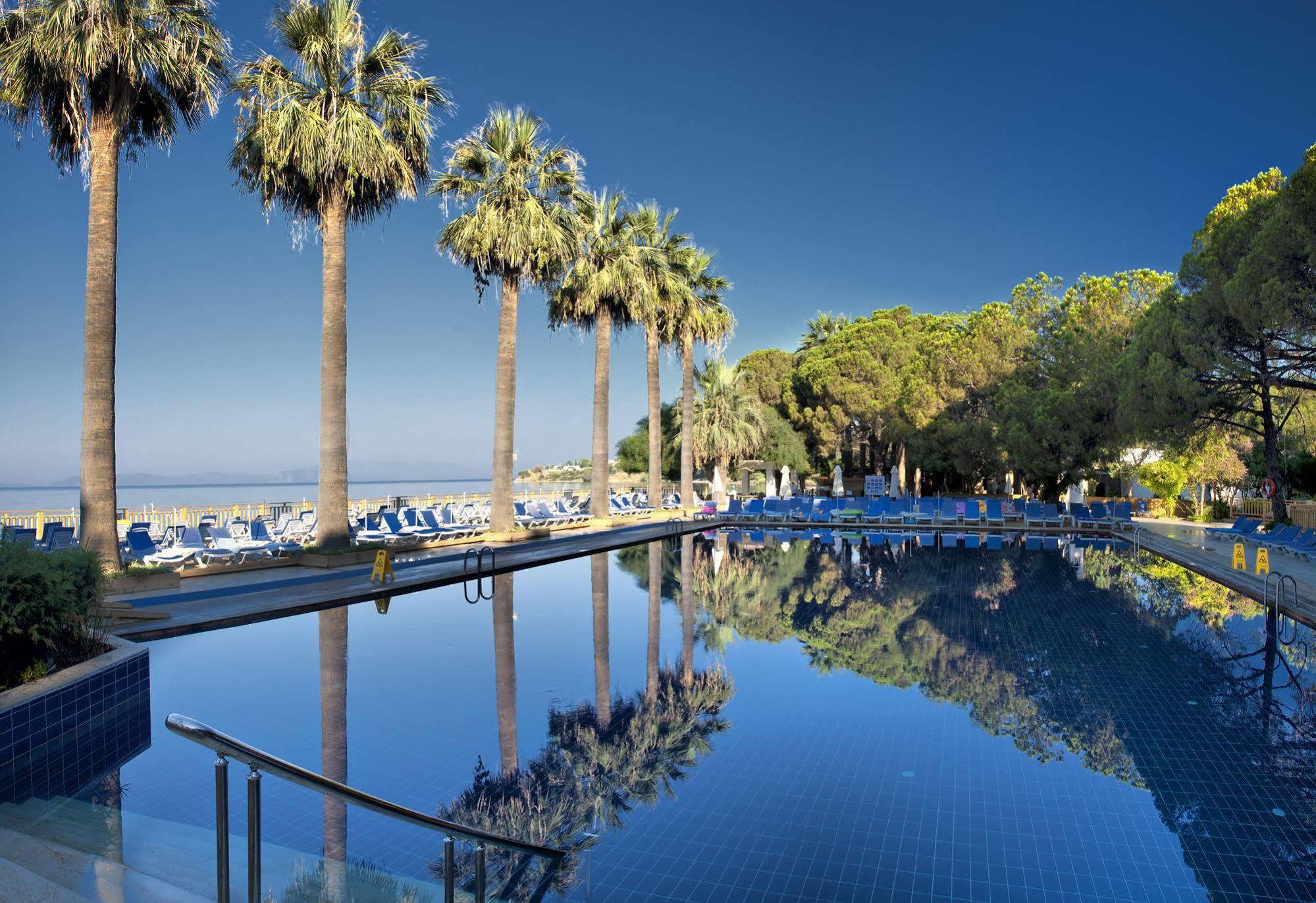 Omer Holiday Resort 쿠사다시 외부 사진