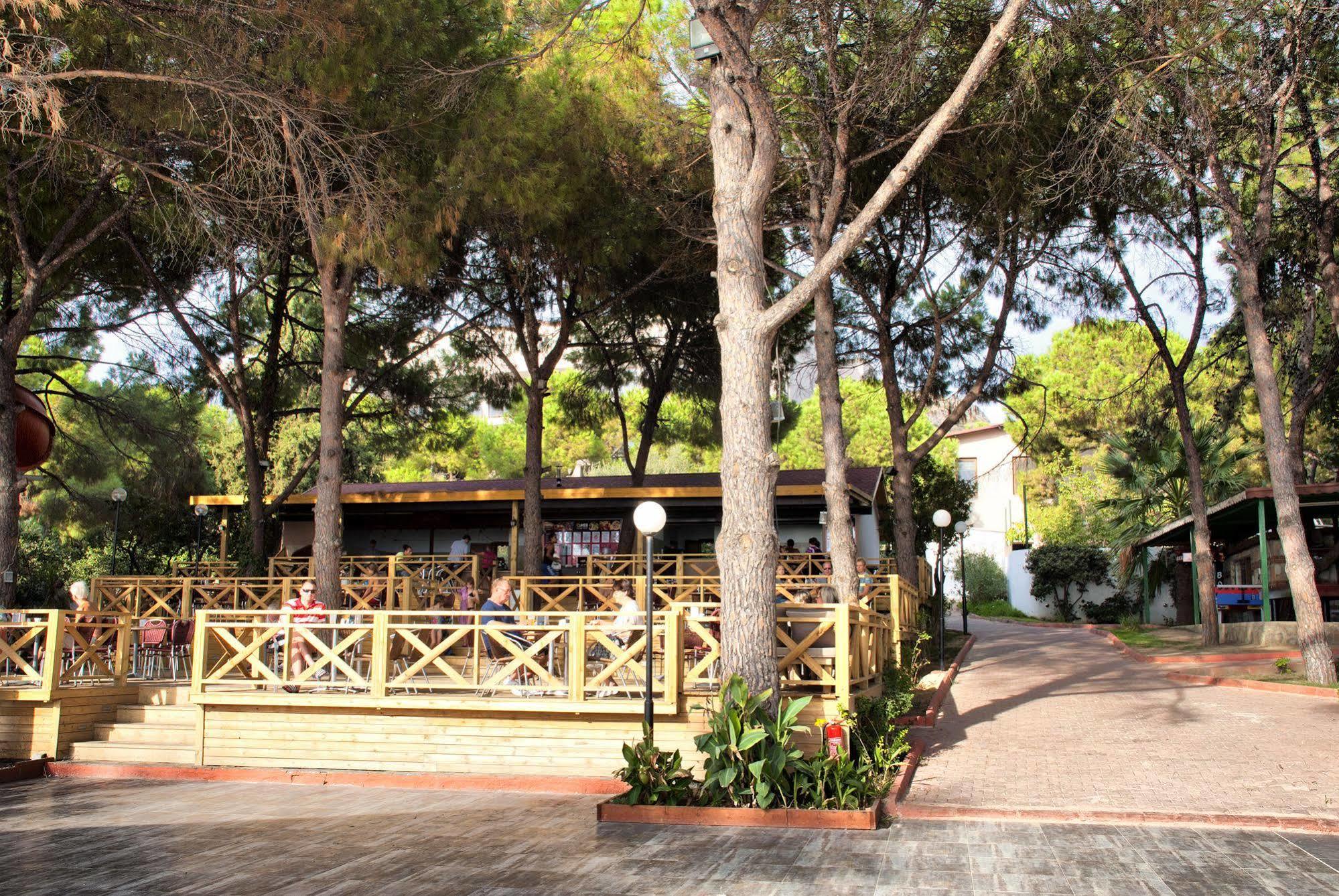 Omer Holiday Resort 쿠사다시 외부 사진