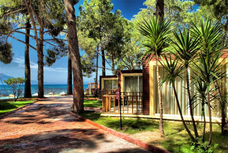 Omer Holiday Resort 쿠사다시 외부 사진