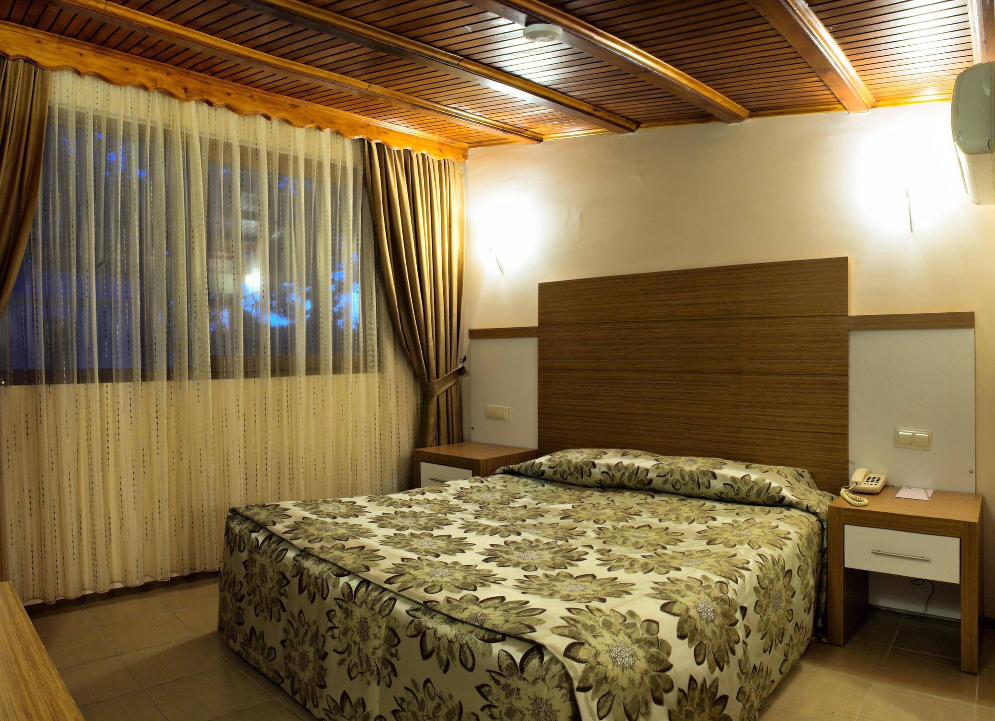 Omer Holiday Resort 쿠사다시 외부 사진